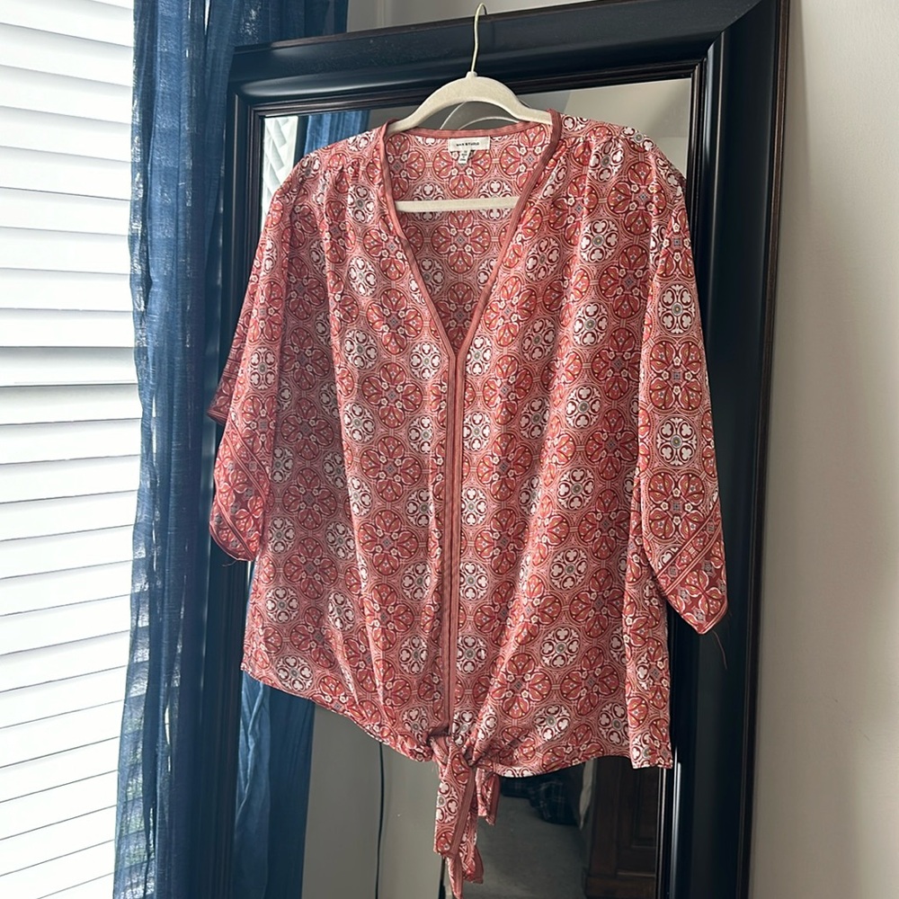 Max studio 1x geometric sheer top